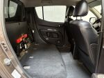 Mitsubishi L200 2015 Ruskea (beige)
