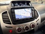 Mitsubishi L200 2015 Ruskea (beige)