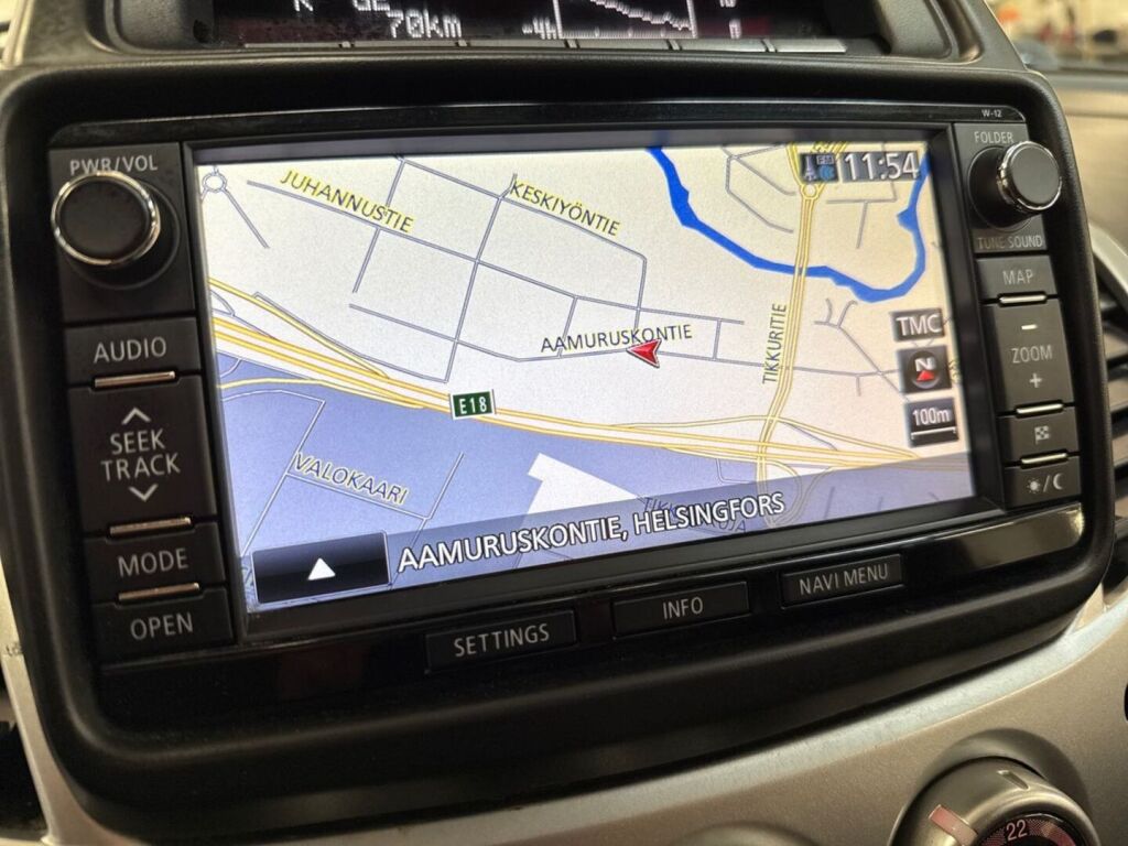 Mitsubishi L200 2015 Ruskea (beige)
