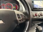 Mitsubishi L200 2015 Ruskea (beige)