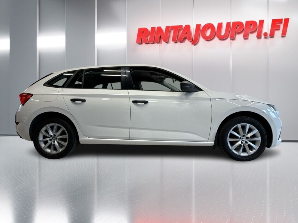 Skoda Scala 2021 Valkoinen