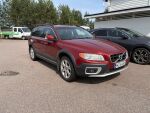 Volvo XC70 2010 Punainen