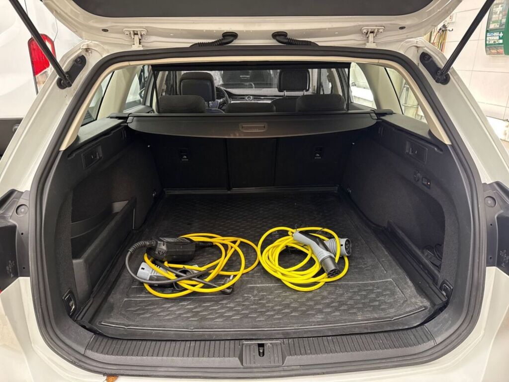 Volkswagen Passat 2017 Valkoinen