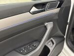 Volkswagen Passat 2017 Valkoinen