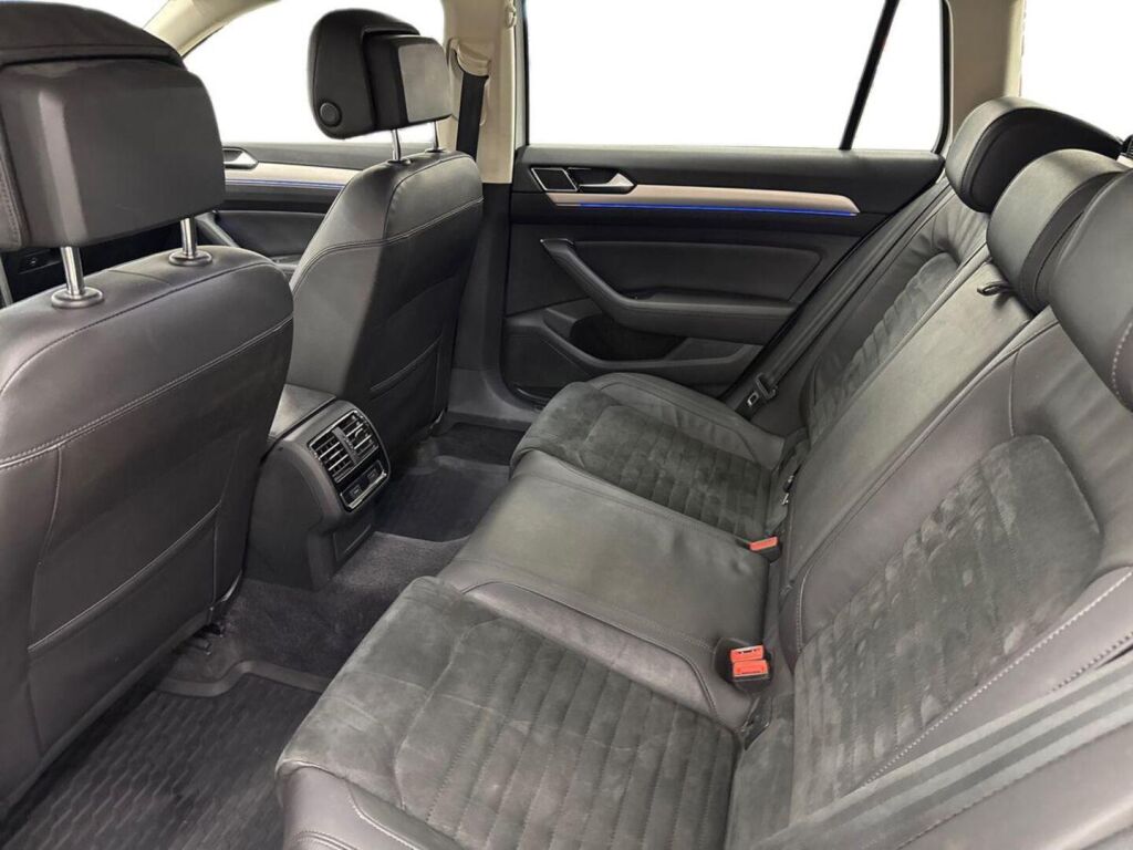 Volkswagen Passat 2017 Valkoinen