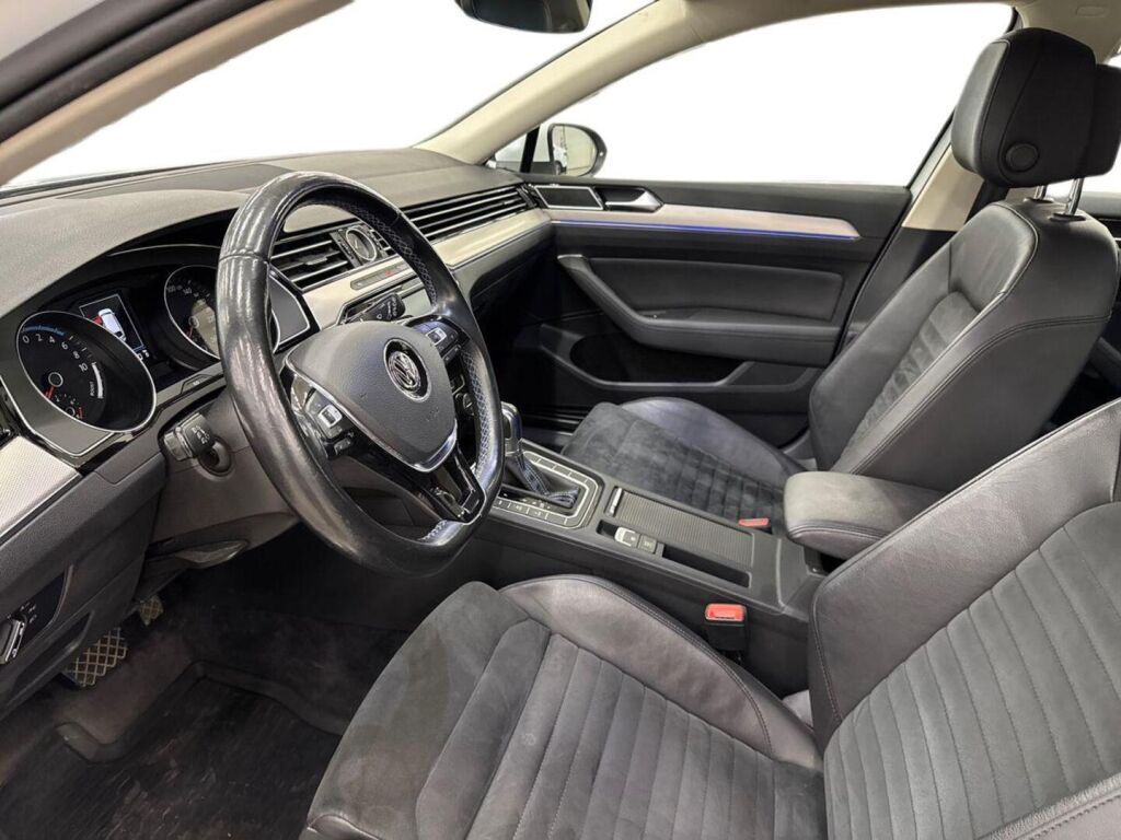 Volkswagen Passat 2017 Valkoinen