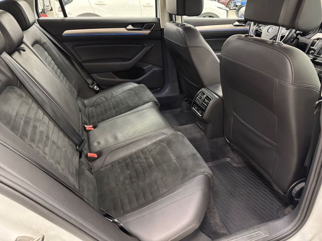 Volkswagen Passat 2017 Valkoinen