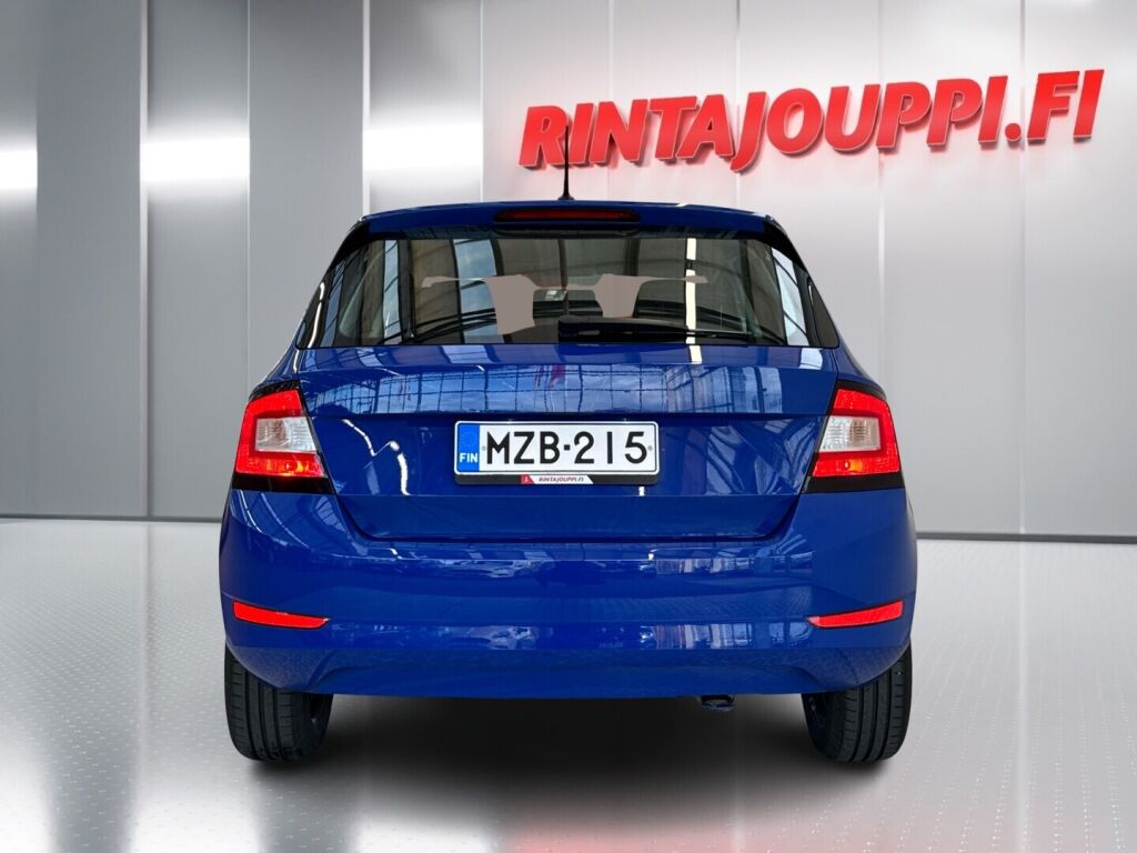 Skoda Fabia 2021 Sininen