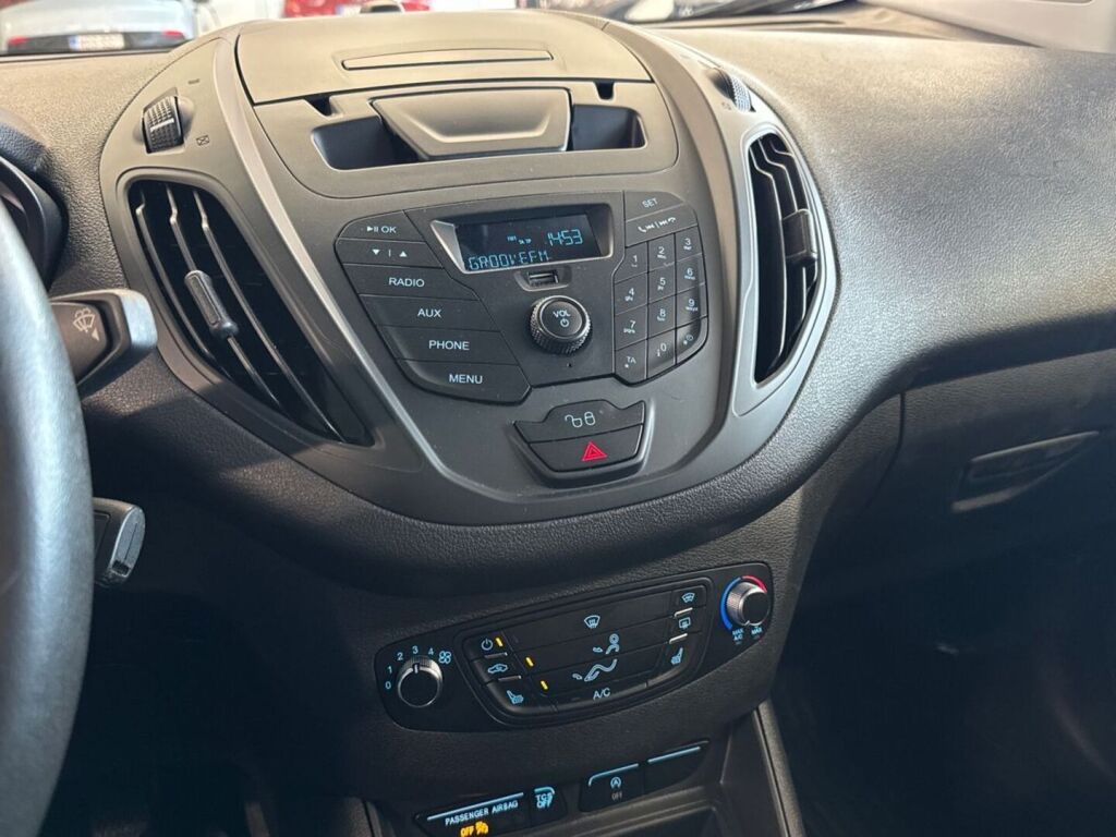 Ford Transit Courier 2021 Valkoinen