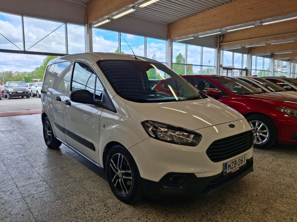 Ford Transit Courier 2021 Valkoinen
