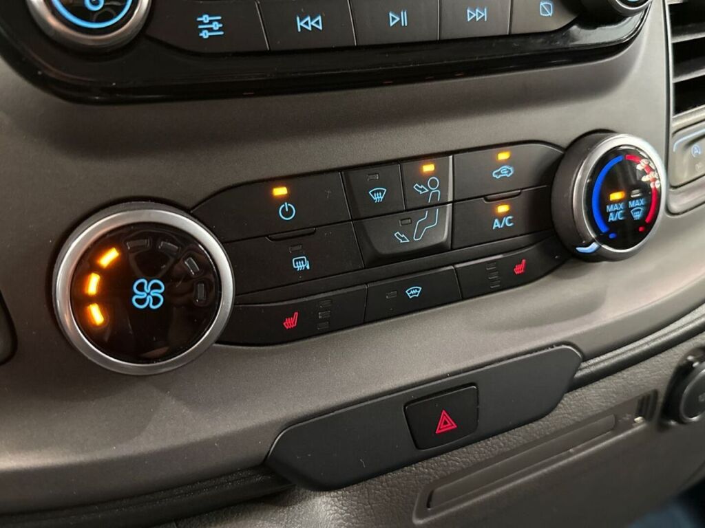 Ford Transit Custom 2021 Valkoinen