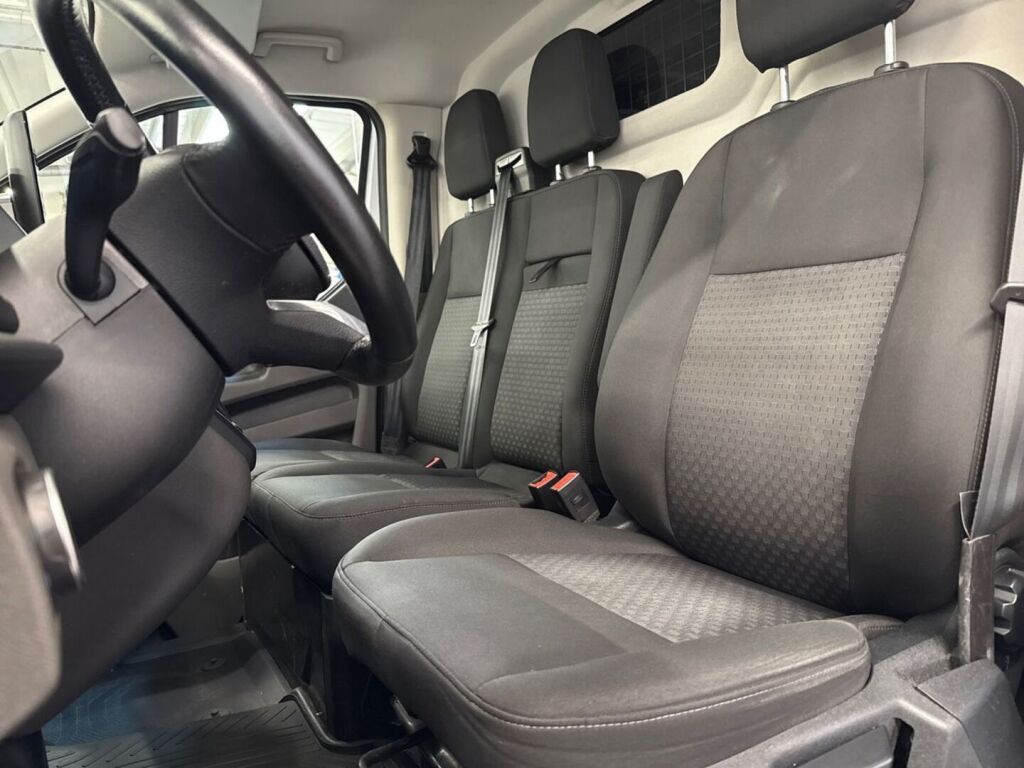 Ford Transit Custom 2021 Valkoinen