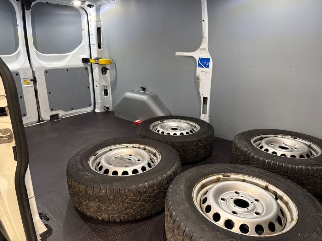 Ford Transit Custom 2021 Valkoinen