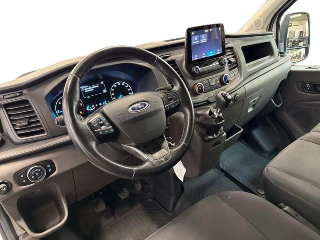 Ford Transit 2021 Valkoinen