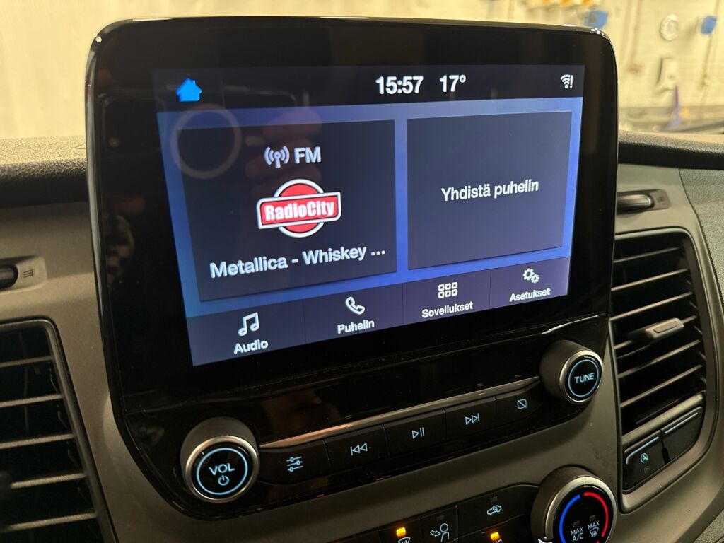 Ford Transit 2021 Valkoinen