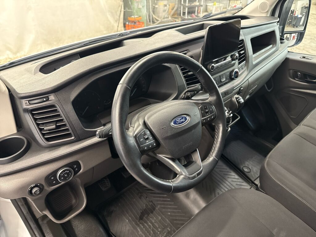 Ford Transit 2021 Valkoinen