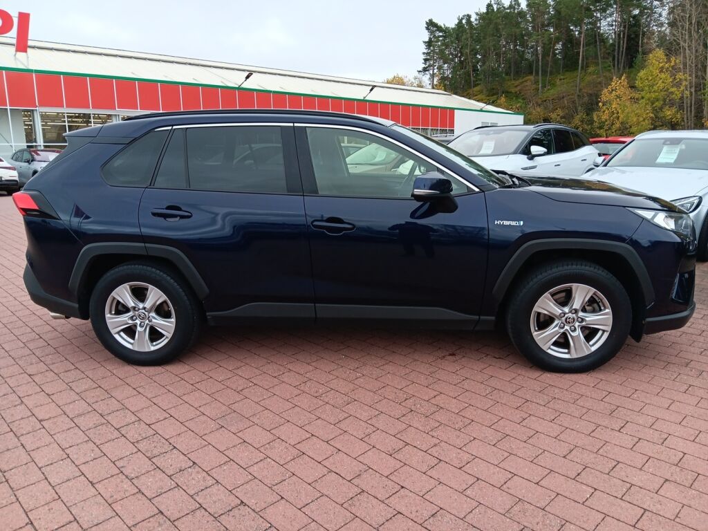 Toyota RAV4 2,5 Hybrid Active Edition 2021, bild 3/9