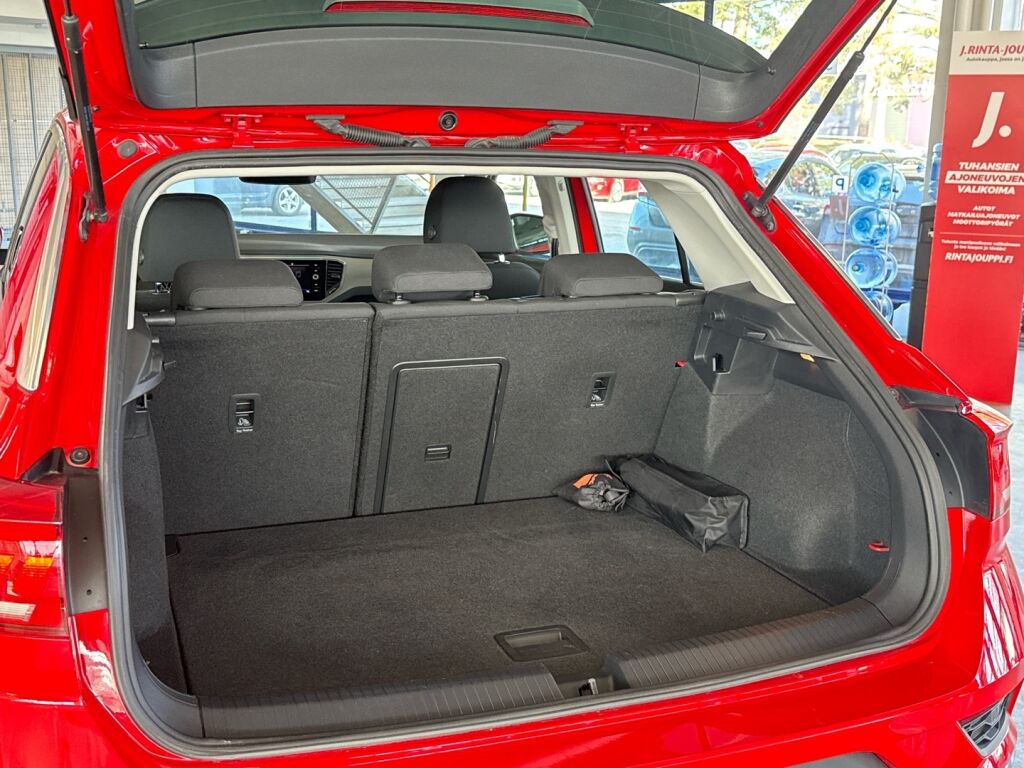 Volkswagen T-Roc 2022 Punainen