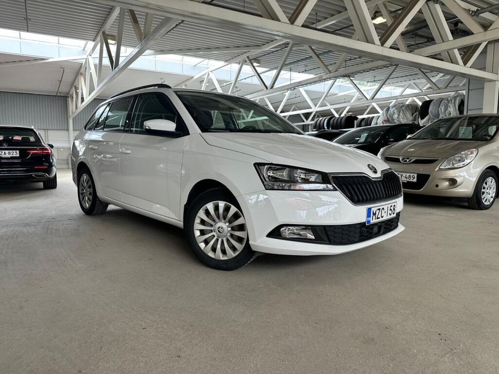 Skoda Fabia 2021 Valkoinen