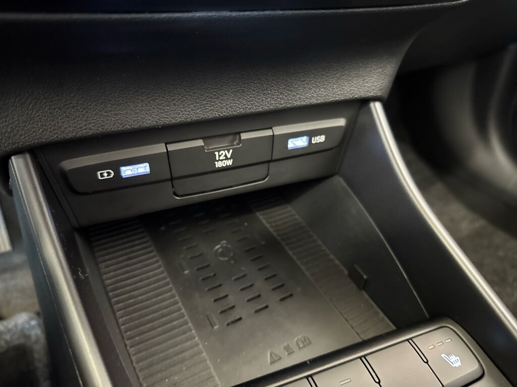 Hyundai i20 Hatchback 2021 Valkoinen