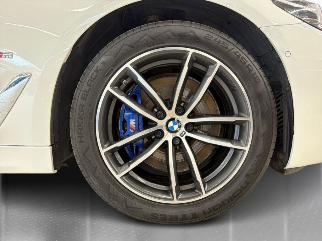 BMW 530 2021 Valkoinen