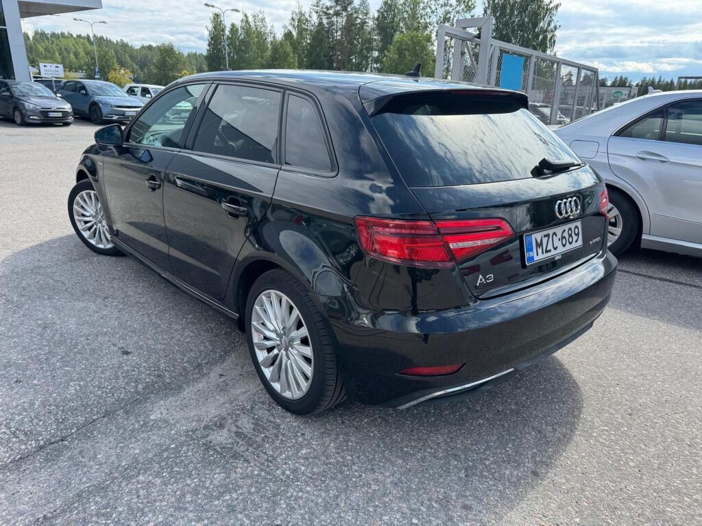 Audi A3 2017 Musta