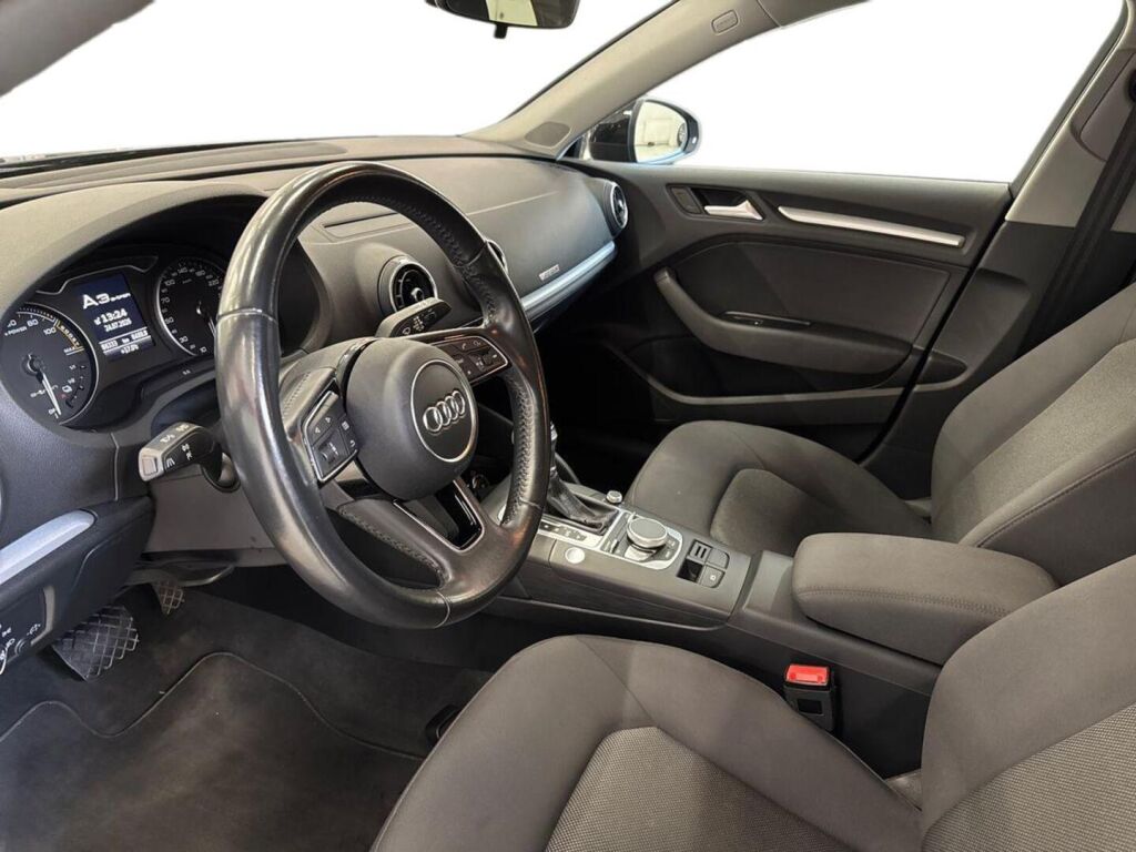 Audi A3 2017 Musta
