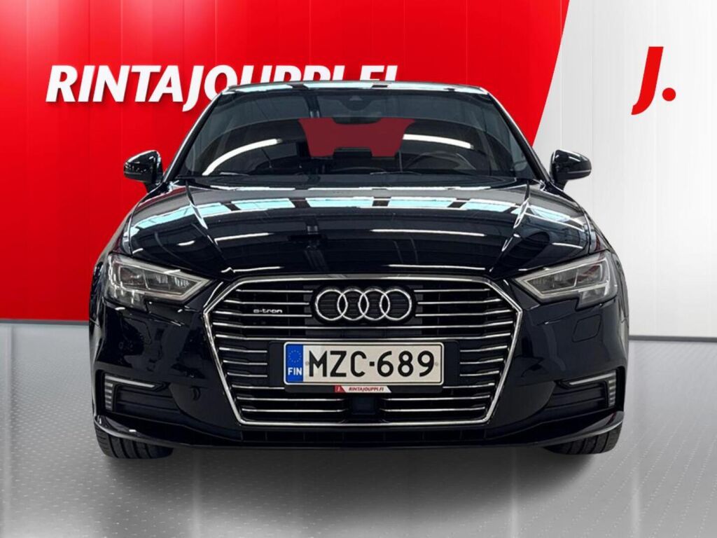 Audi A3 2017 Musta