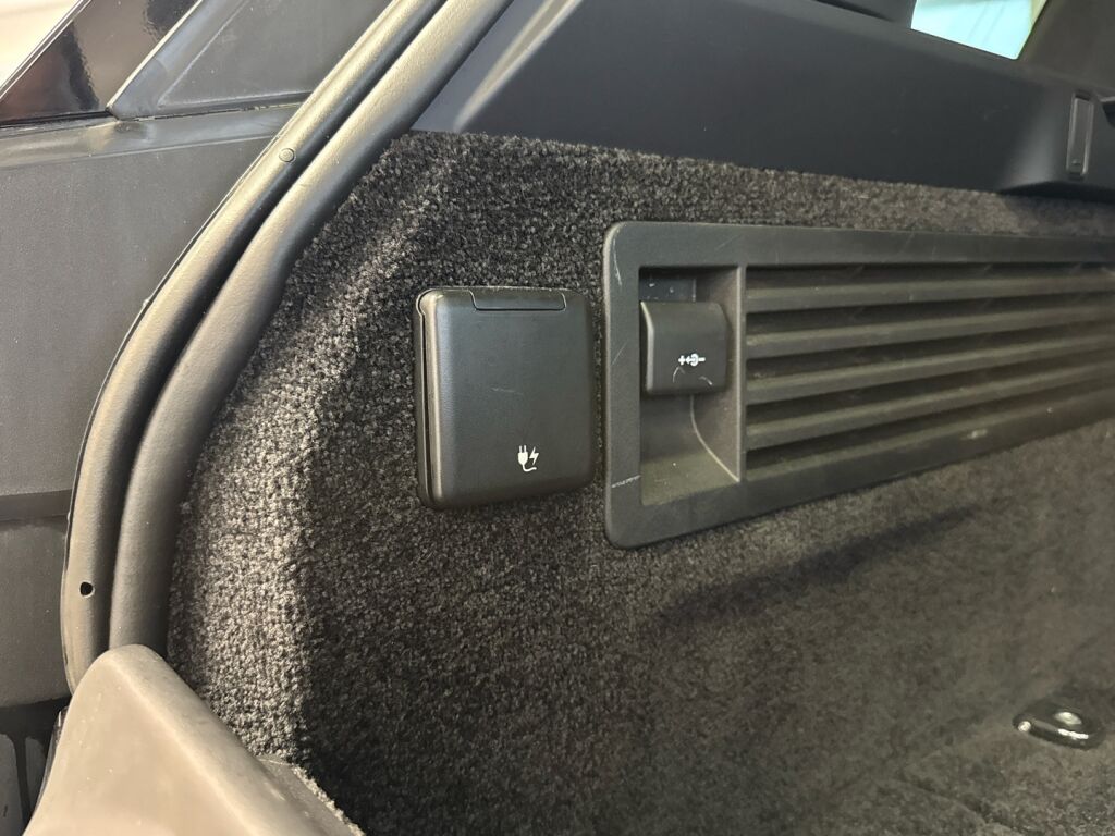 Land Rover Range Rover 2020 Musta