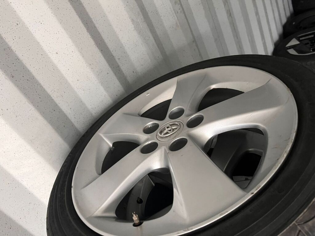 Toyota Auris 2011 Valkoinen