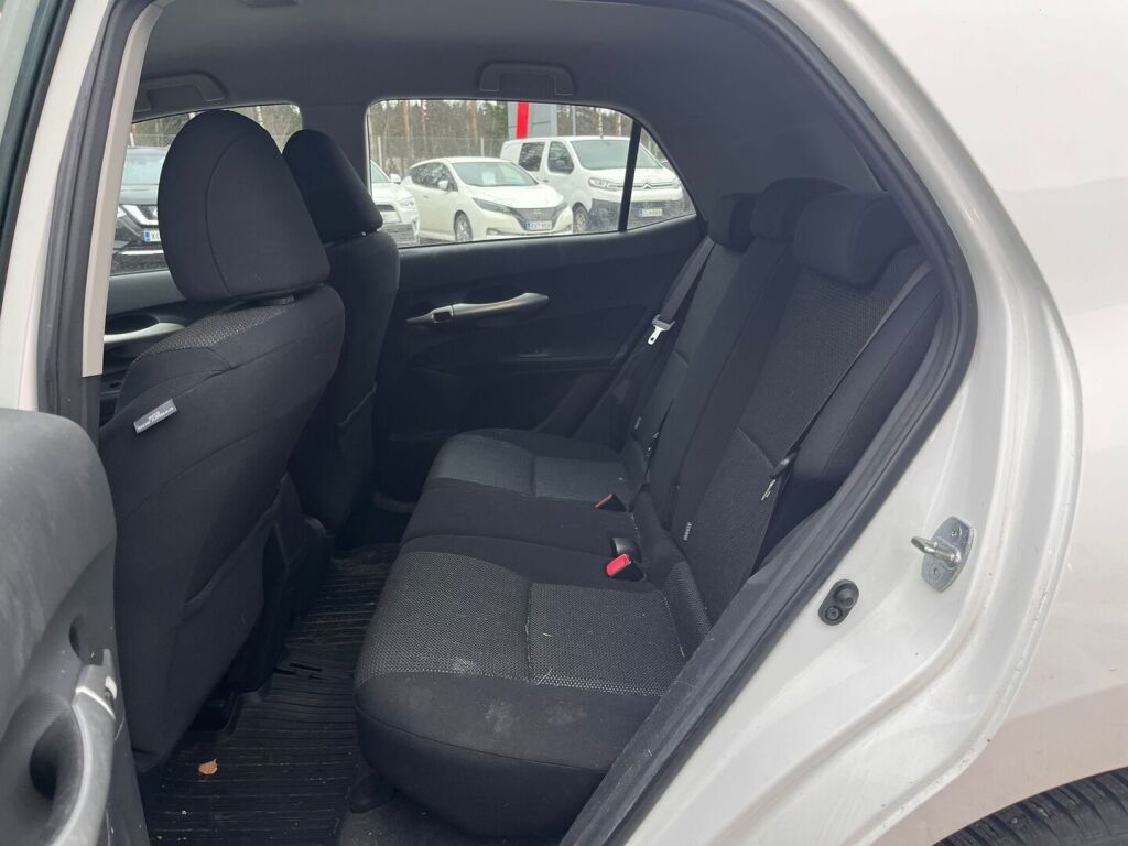 Toyota Auris 2011 Valkoinen