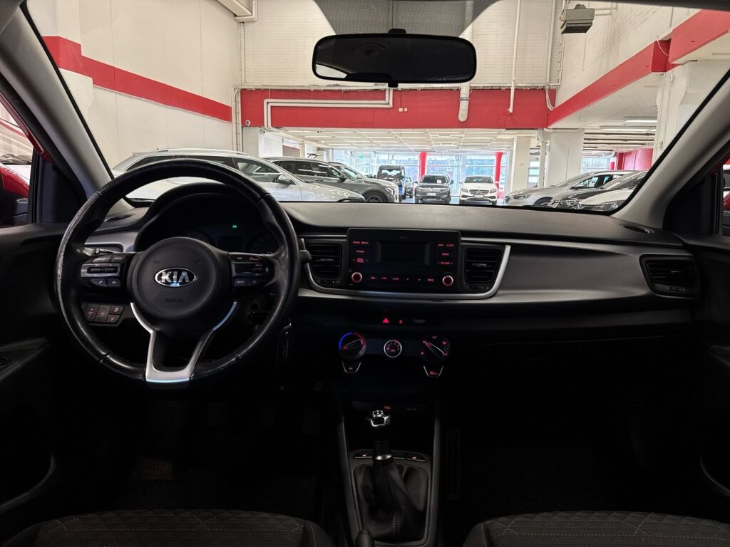Kia Rio 2021 Punainen