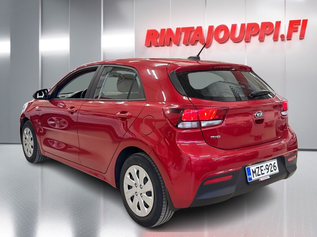 Kia Rio 2021 Punainen