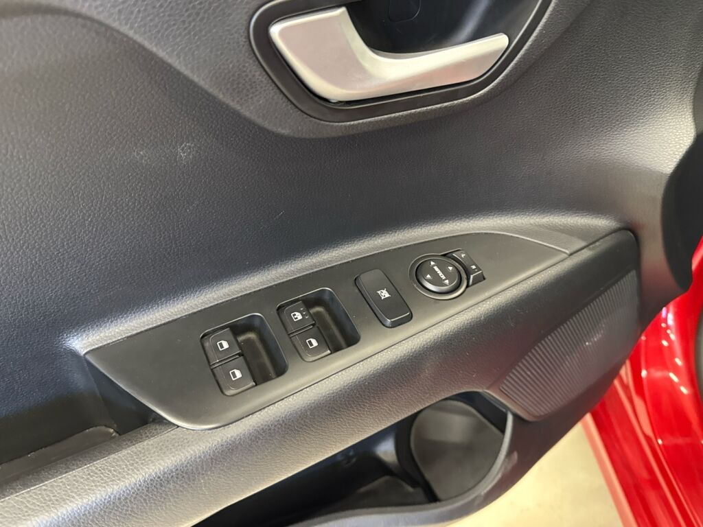 Kia Rio 2021 Punainen