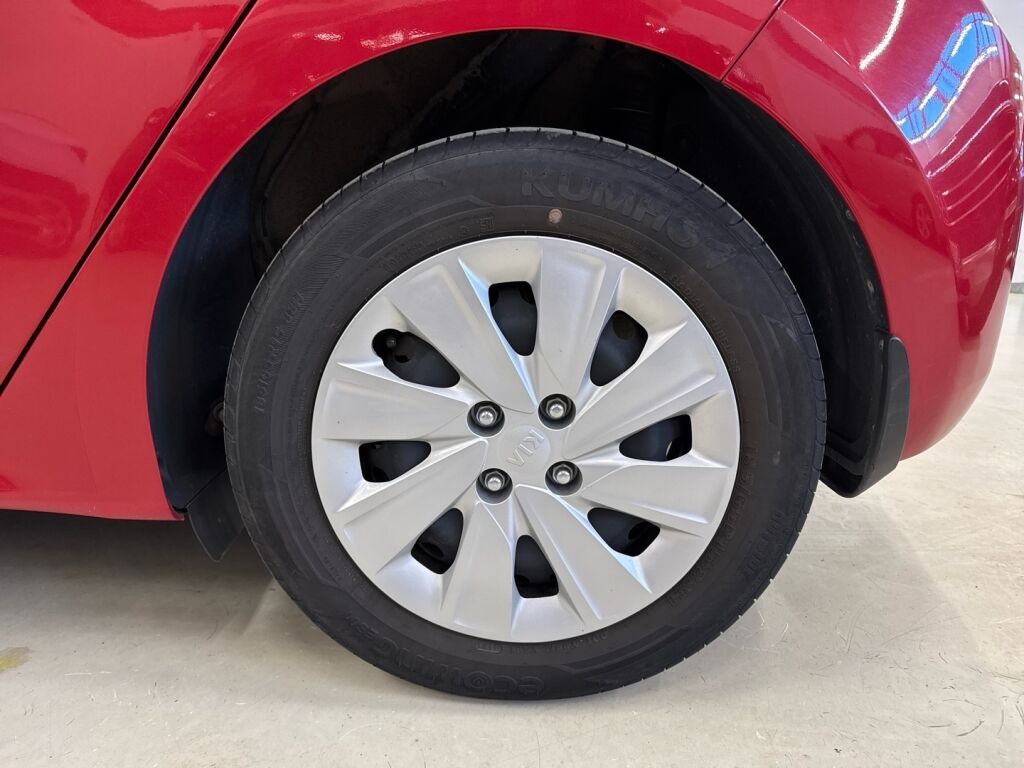 Kia Rio 2021 Punainen