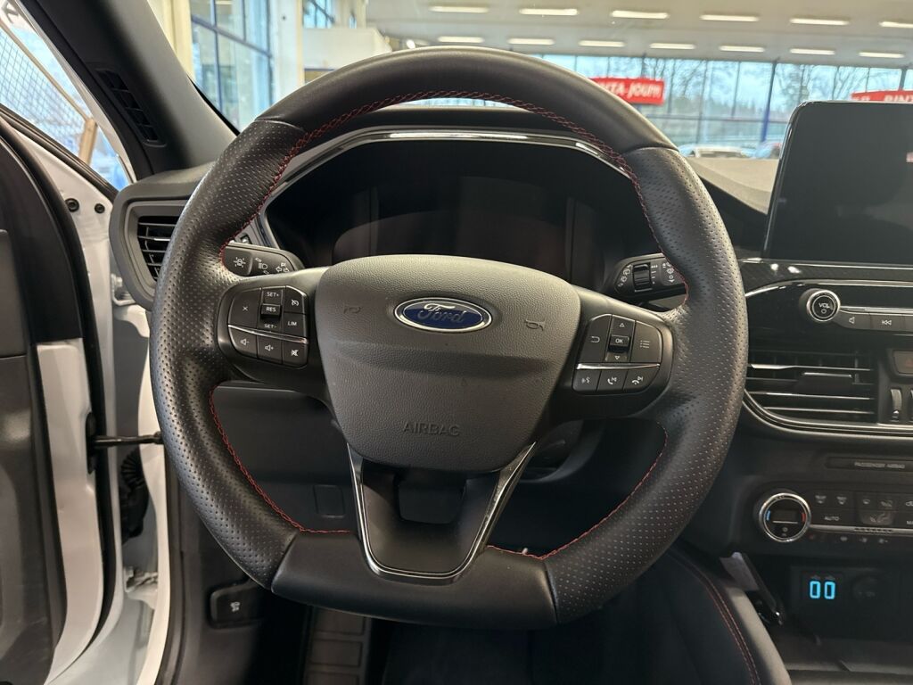 Ford Kuga 2021 Valkoinen