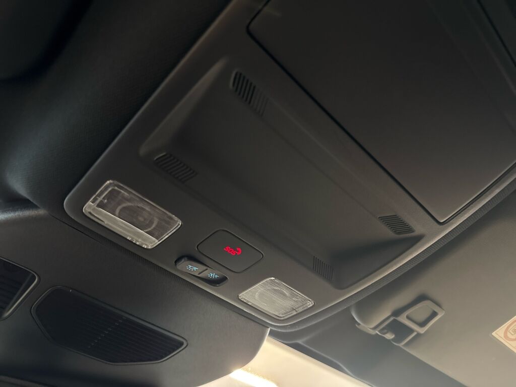 Ford Kuga 2021 Valkoinen