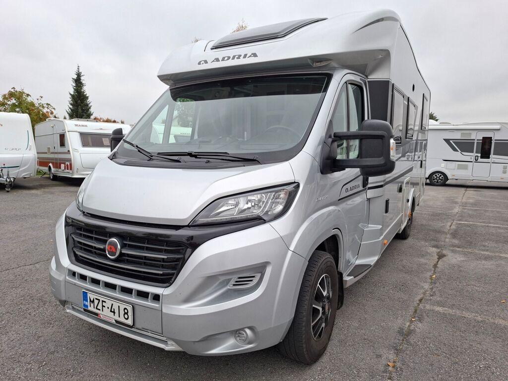 Adria MATRIX 670 SC J EDITION 2021 Harmaa