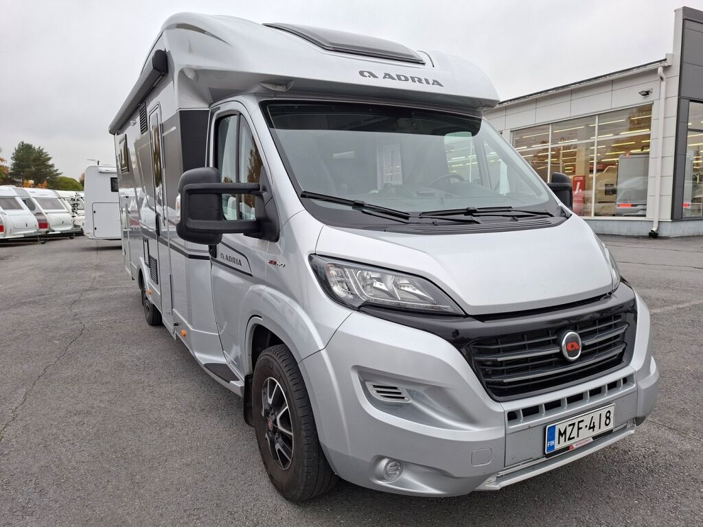 Adria MATRIX 670 SC J EDITION 2021 Harmaa