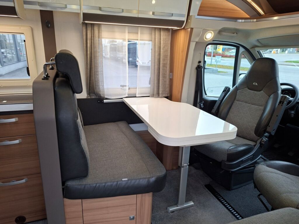 Adria MATRIX 670 SC J EDITION 2021 Harmaa