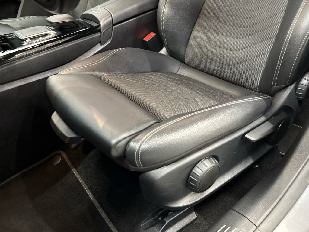Mercedes-Benz A 2022 Harmaa