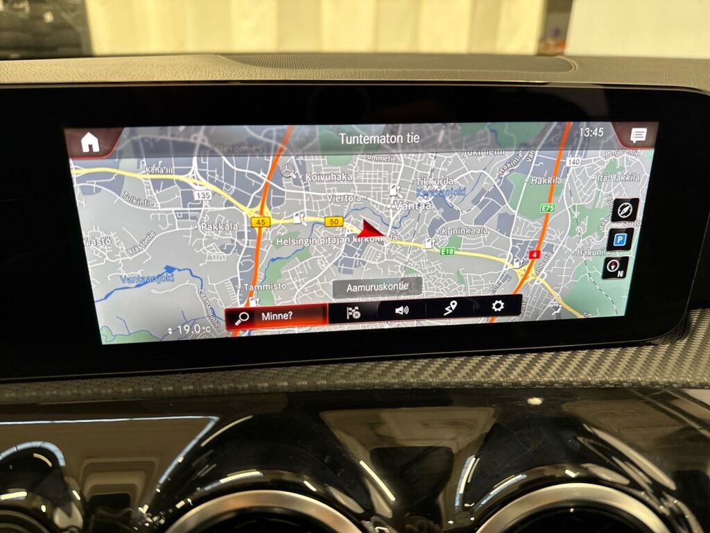 Mercedes-Benz A 2022 Harmaa