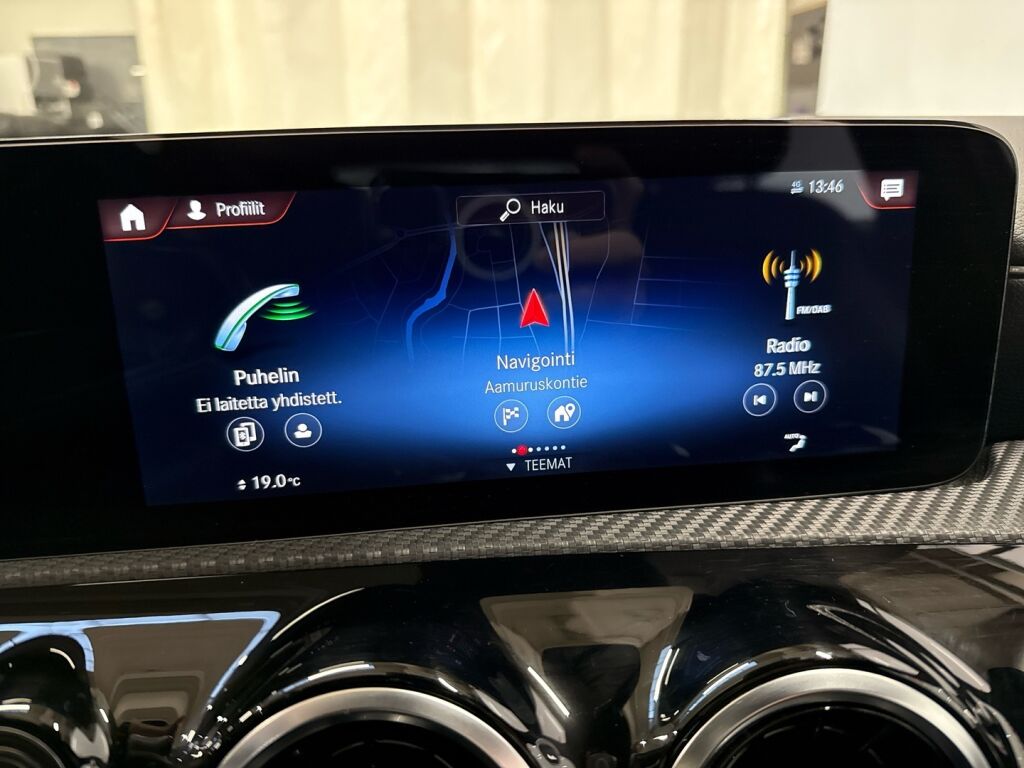 Mercedes-Benz A 2022 Harmaa