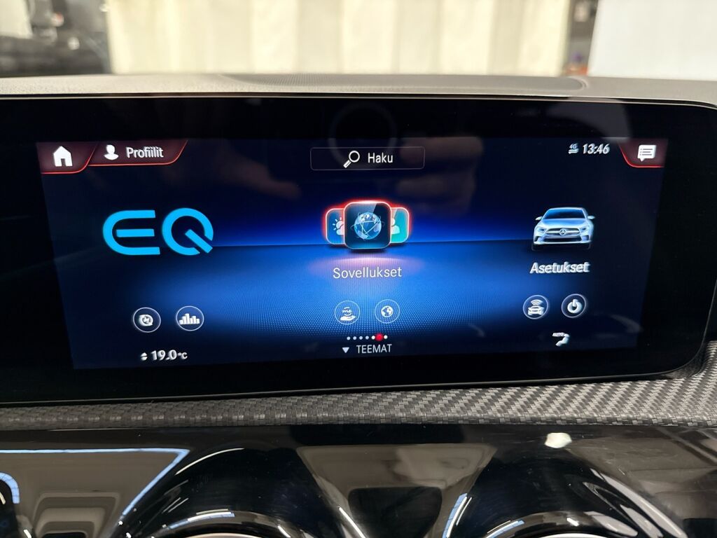 Mercedes-Benz A 2022 Harmaa