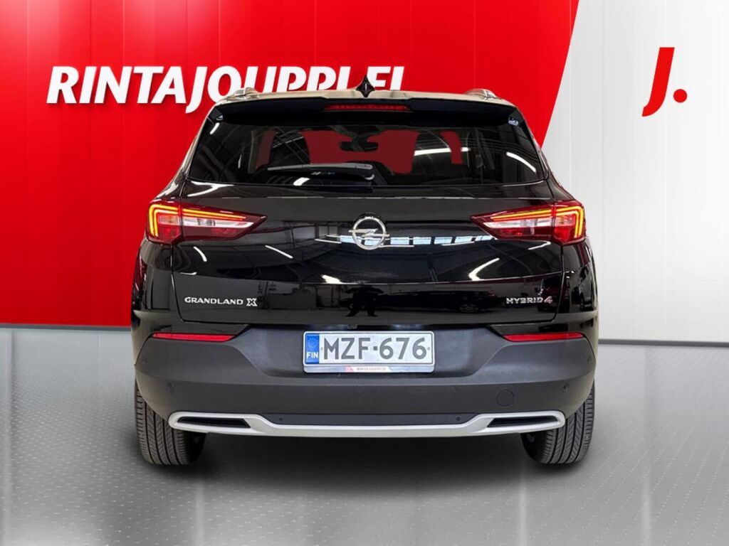 Opel Grandland X 2021 Musta