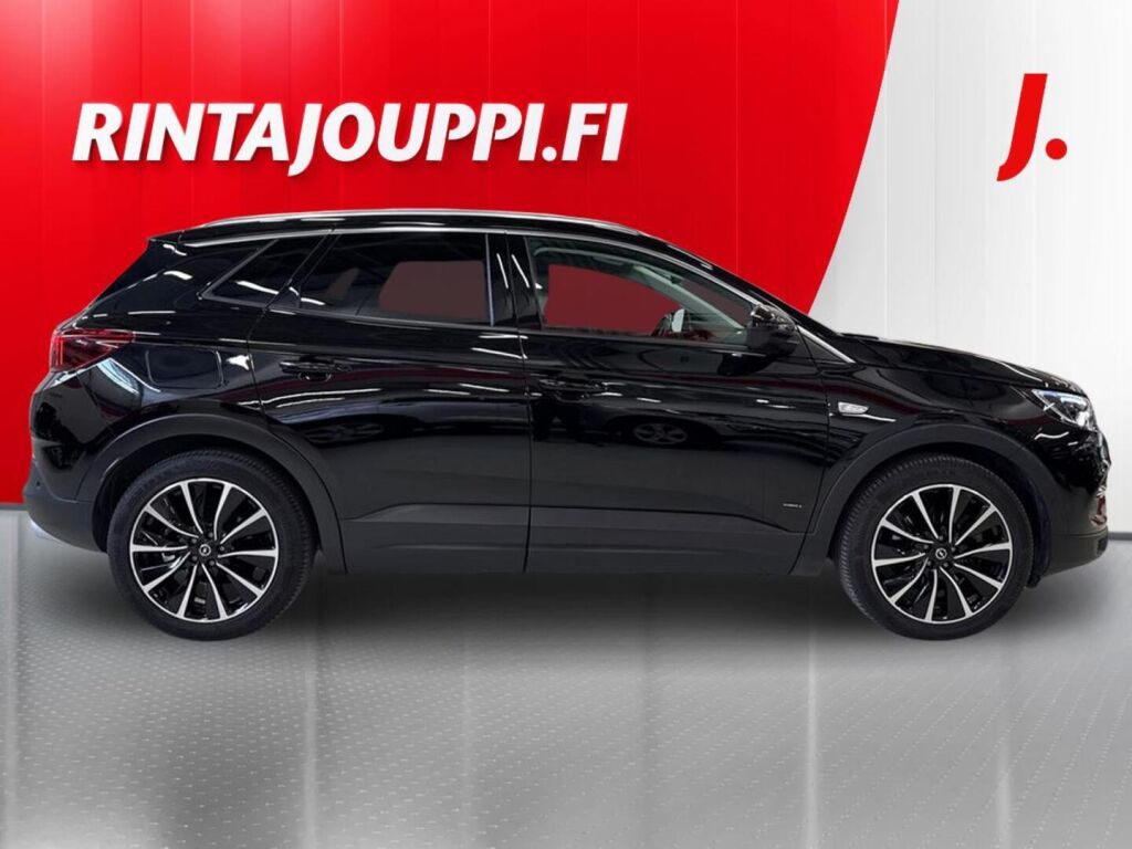 Opel Grandland X 2021 Musta