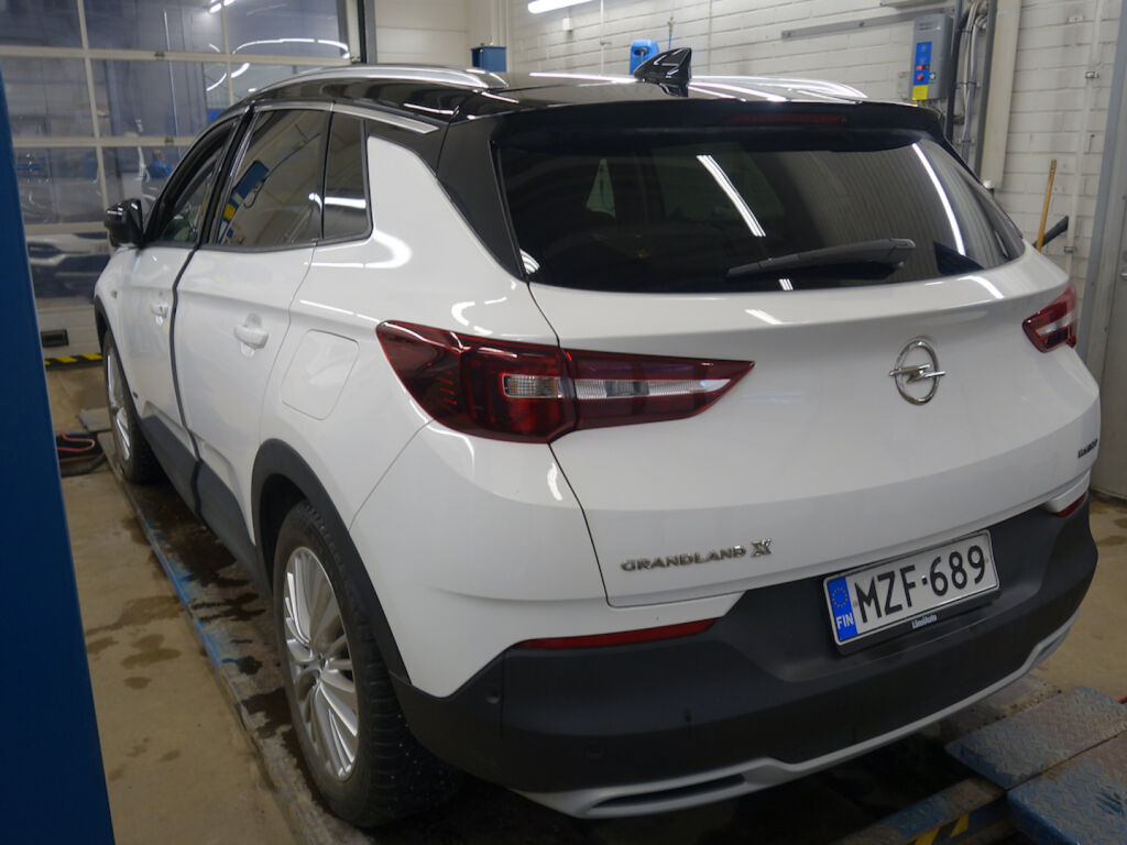 Opel Grandland X 2021 Valkoinen