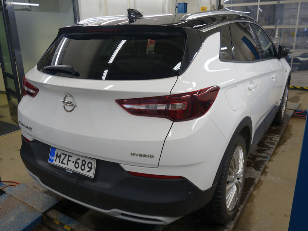 Opel Grandland X 2021 Valkoinen