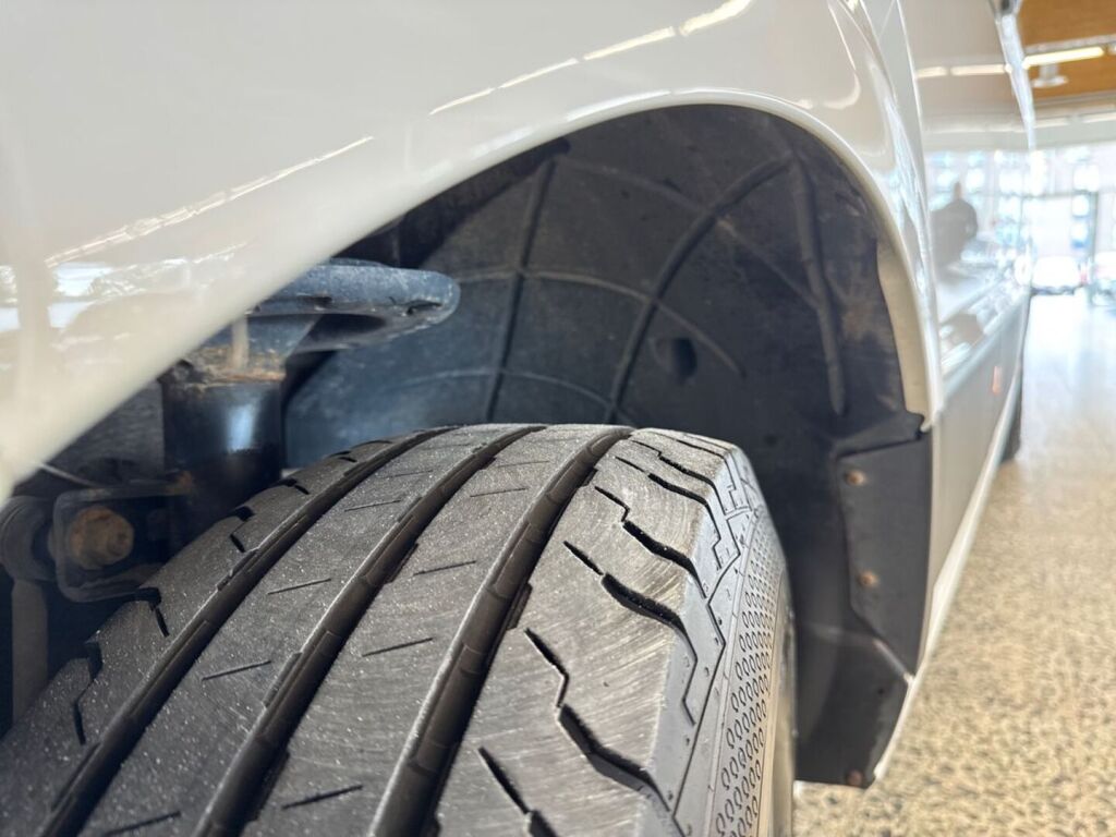 Volkswagen Crafter 2021 Valkoinen