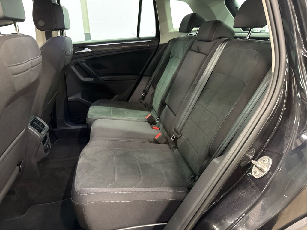 Volkswagen Tiguan 2022 Musta